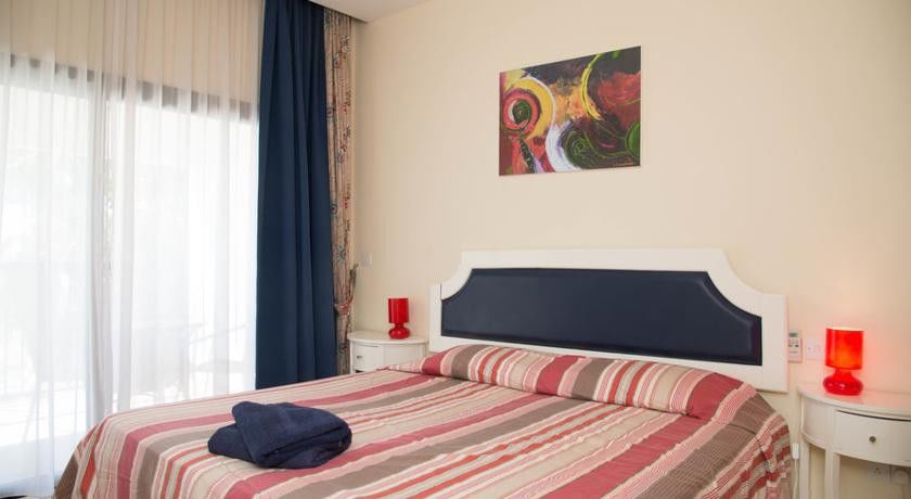 Royal Blue Hotel & Spa Geroskipou المظهر الخارجي الصورة
