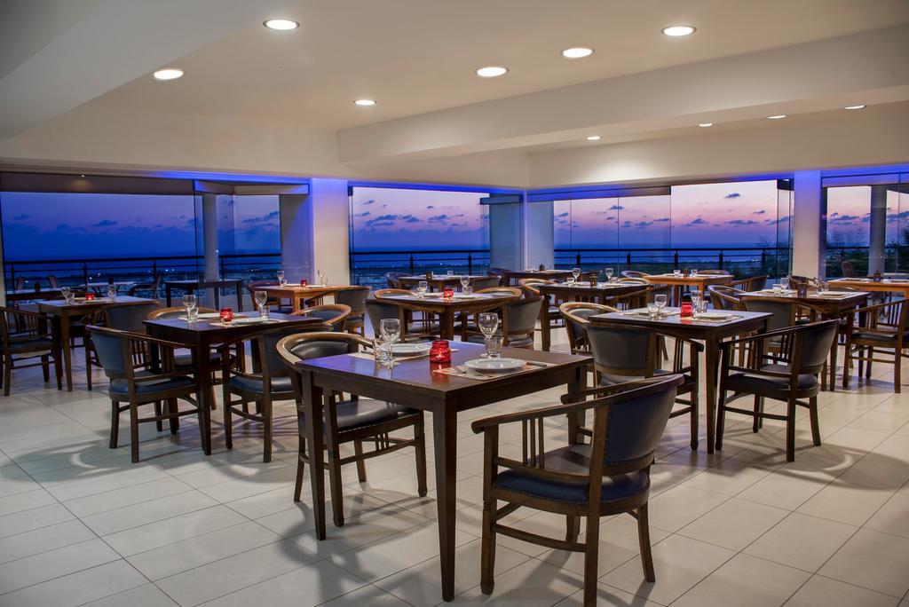 Royal Blue Hotel & Spa Geroskipou المظهر الخارجي الصورة