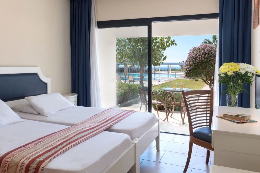 Royal Blue Hotel & Spa Geroskipou المظهر الخارجي الصورة
